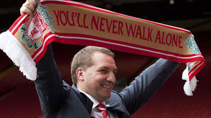 梅西带领迈阿密国际赢得美职联总冠军，实现越级登顶，展现超强实力。（梅西率领迈阿密国际问鼎美职联，越级封王尽显统治力）