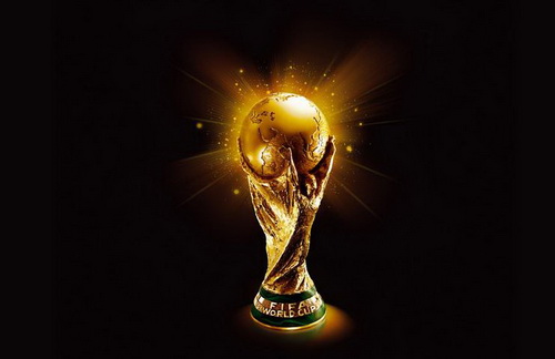 法尔克：诺伊尔续约可能目前是五五开，明年3月后会有最终决定（法尔克：诺伊尔续约前景各半，最终决定预计明年3月后出炉）