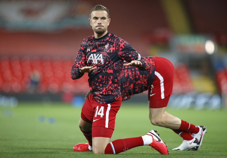 勇士外线三分连续暴走（勇士外线火力爆棚，三分狂飙不止）