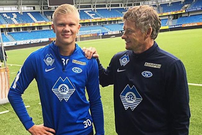 足球报：成都大概率与徐正源续两年，韦世豪续约，锋线会引援（足球报：成都有望与徐正源续约两年，韦世豪完成续签，锋线拟补强）