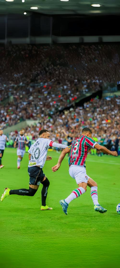 年轻人战胜里尔，自59年欧冠半决赛以来首次欧战击败法国球队（年轻人击败里尔，1959年欧冠半决赛以来首次在欧战战胜法国球队）