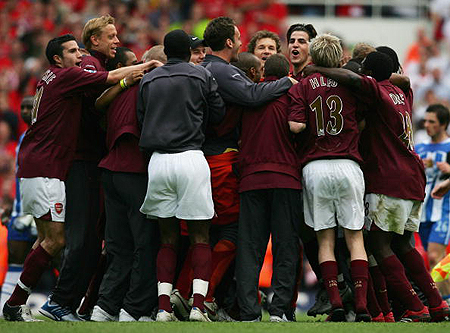 亚冠精英赛积分榜：成都和海港仍列10和12位，町田升至次席（亚冠精英赛积分榜：成都、海港仍居第10与第12，町田升至第二位）