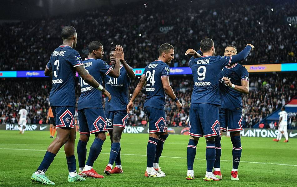 连续支持球队86年的皇家社会1号会员去世，享年96岁（皇家社会1号会员离世：陪伴球队86载，享年96岁）