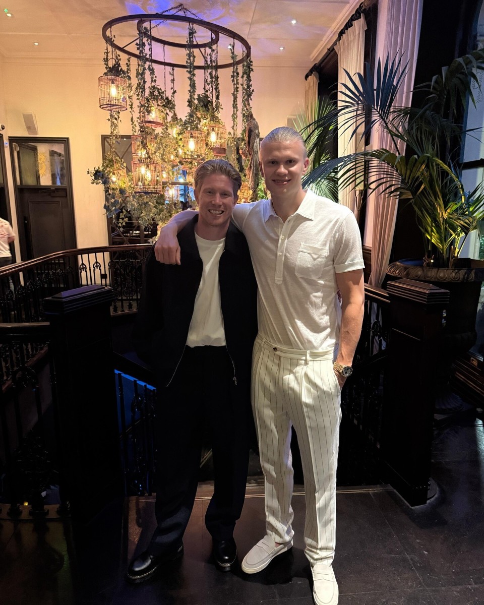 廷贝尔：厄德高是显而易见的领袖；无论如何战胜拜仁都是大事（廷贝尔：厄德高的领袖气质毋庸置疑，不管以何种方式击败拜仁都意义非凡）