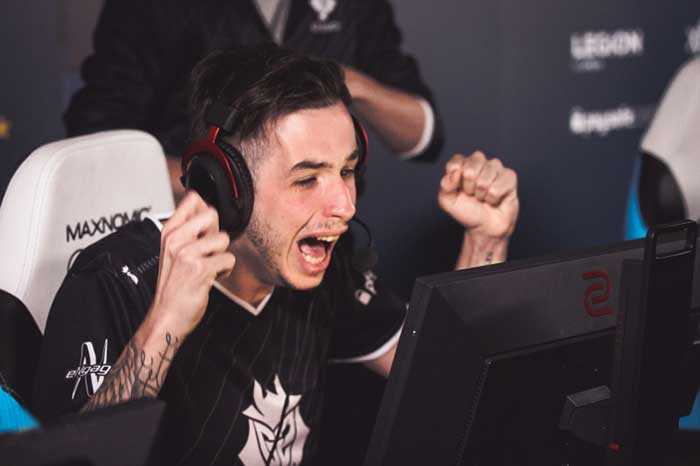 受阳光和汗 受阳光和汗